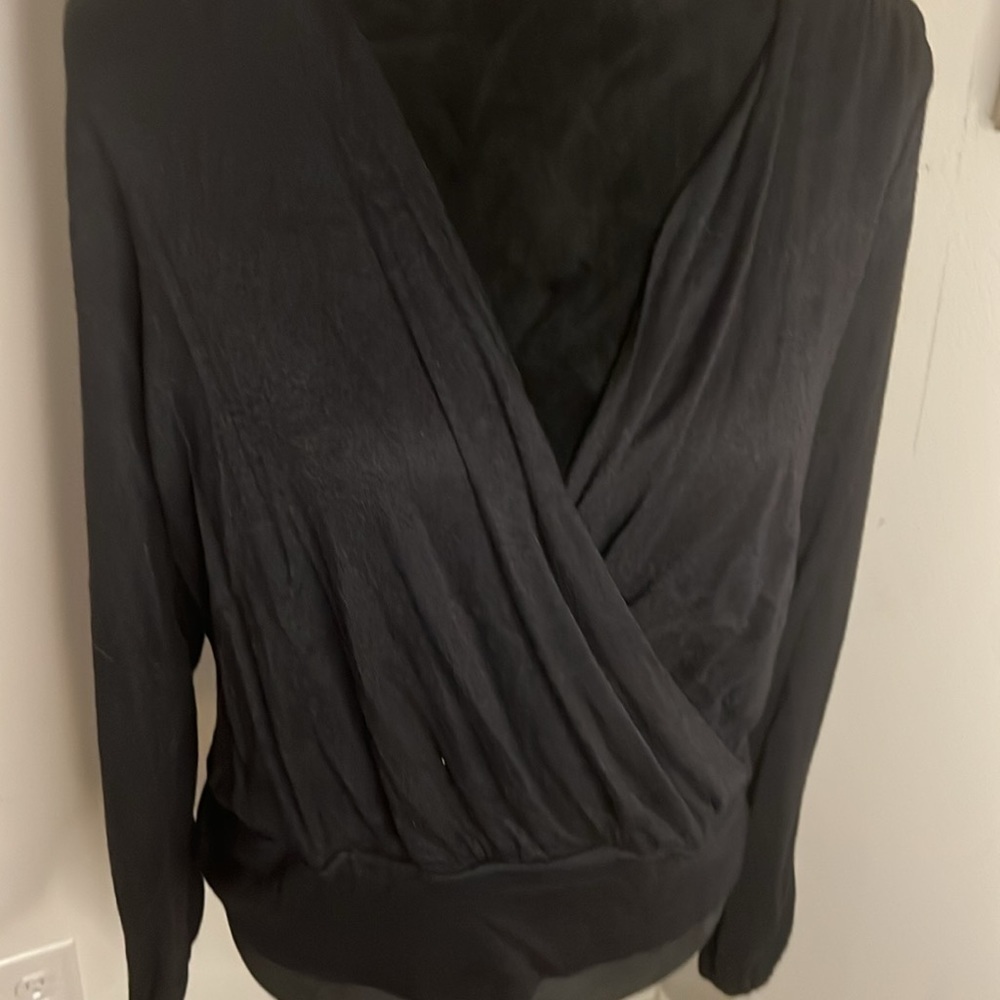 Ann Taylor black crossed draped front long‎ sleeves light sweater sz M